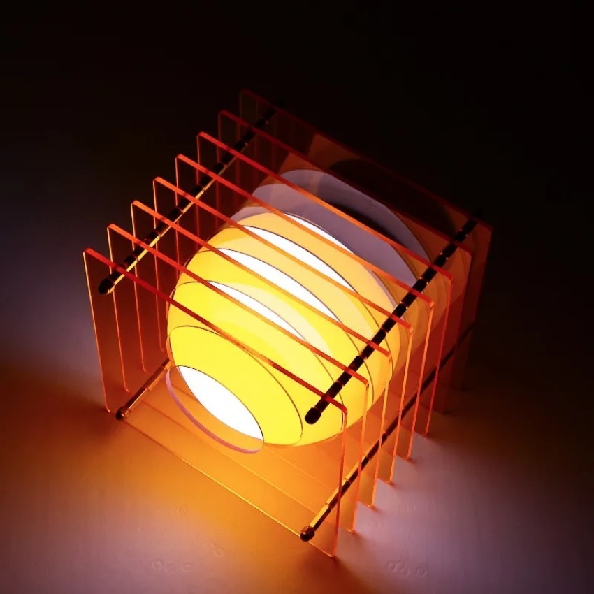 Desk Setup Lamp - DIY Ay Lambası Akrilik Bin Katmanlı